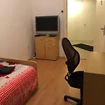 Misha,s Place Quarto em Acomodações Particulares *